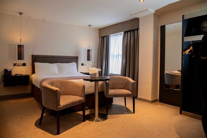 Room 14 of 47
