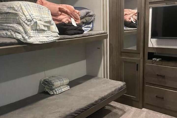 Room 5 of 20