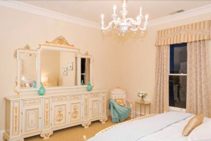 Room 52 of 53