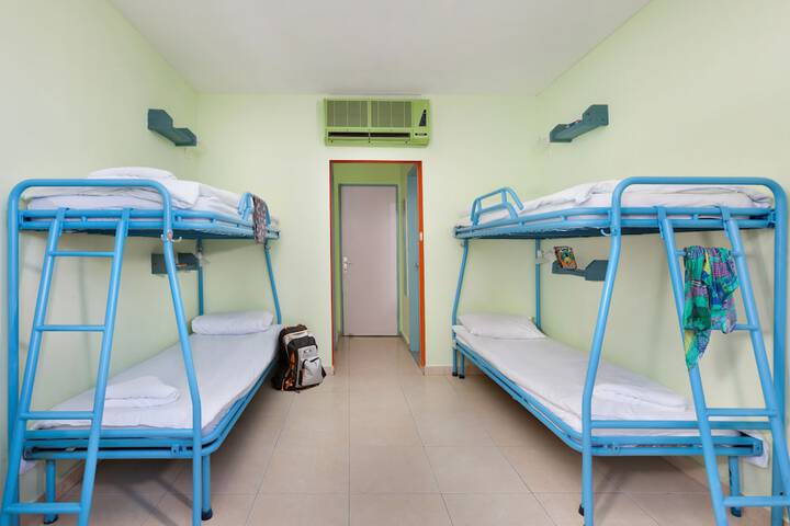 Room 26 of 137