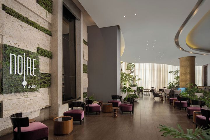 Hotel Lobby