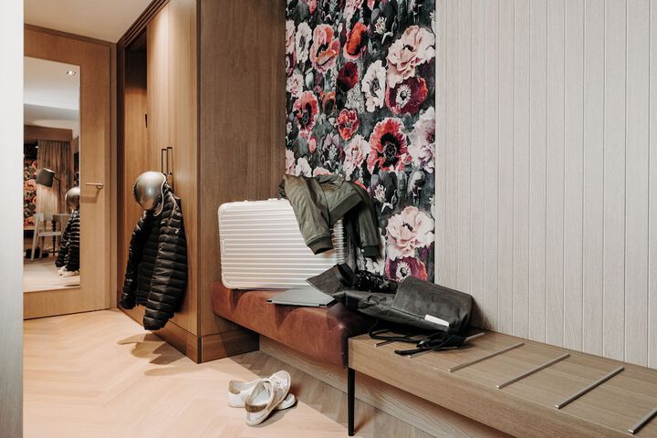 Room 10 of 46