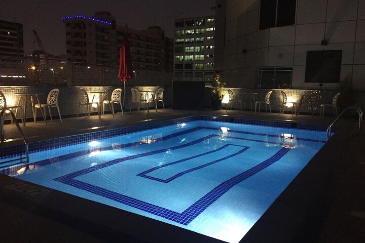 Pool 31 of 58