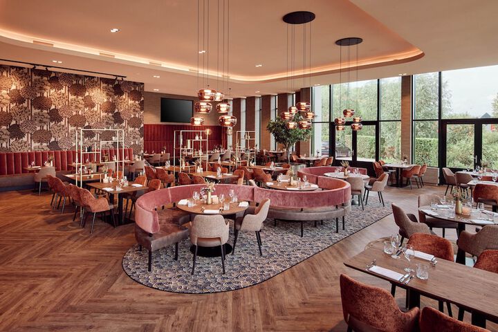 Dining 50 of 61