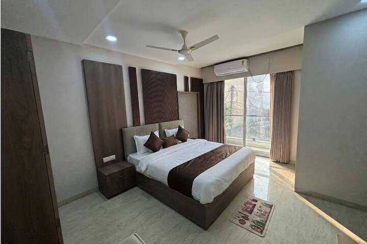 Room 26 of 42