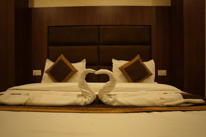 Room 7 of 35