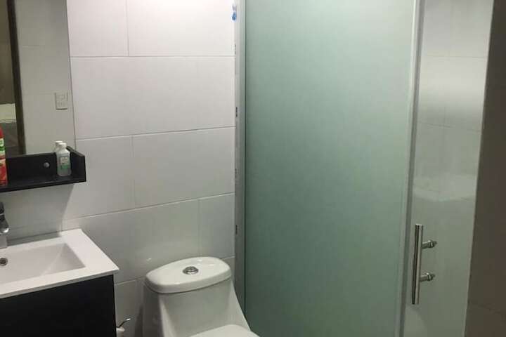 Room 17 of 27