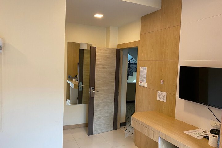 Room 7 of 20