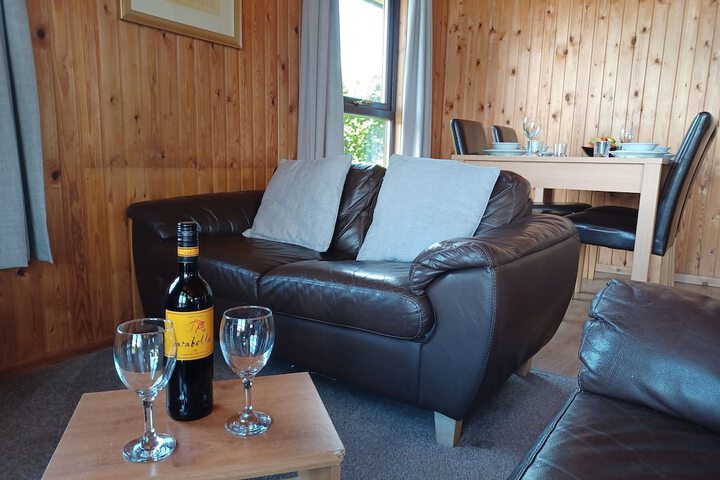 Lounge 60 of 105
