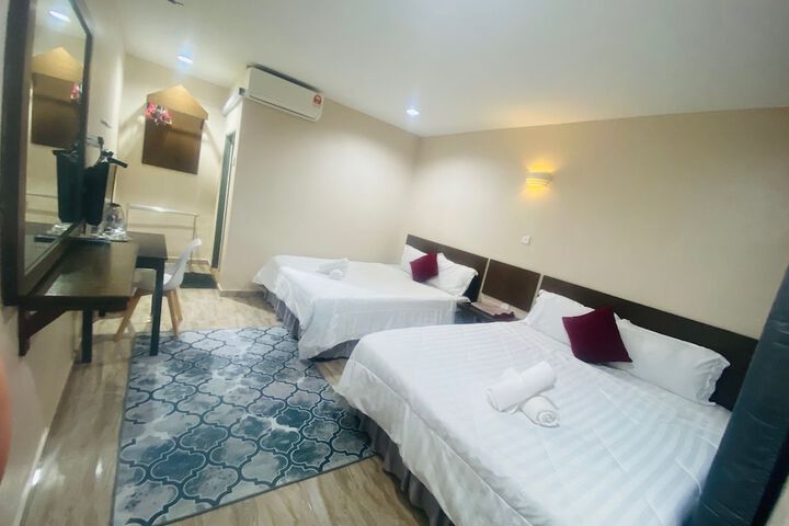 Room 3 of 22