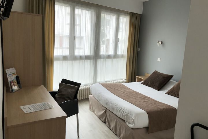 Room 5 of 43