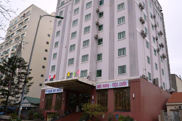 Blue Sky Ha Long Hotel