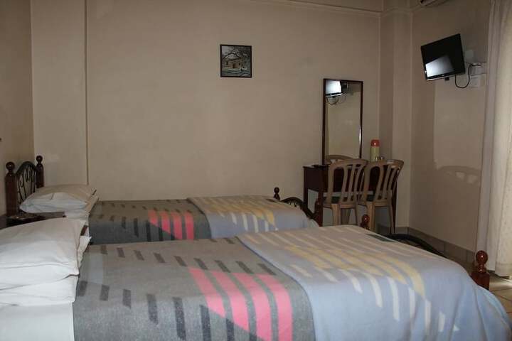 Room 8 of 21