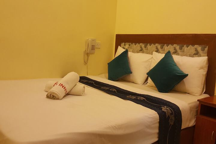 Room 13 of 48