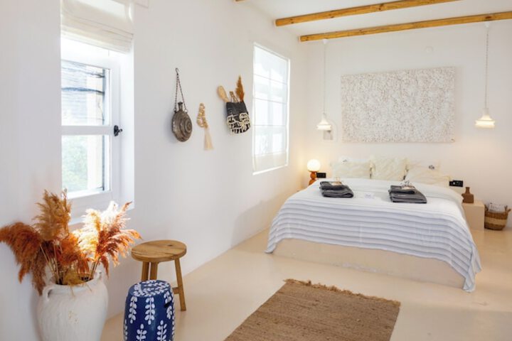 Room 25 of 68