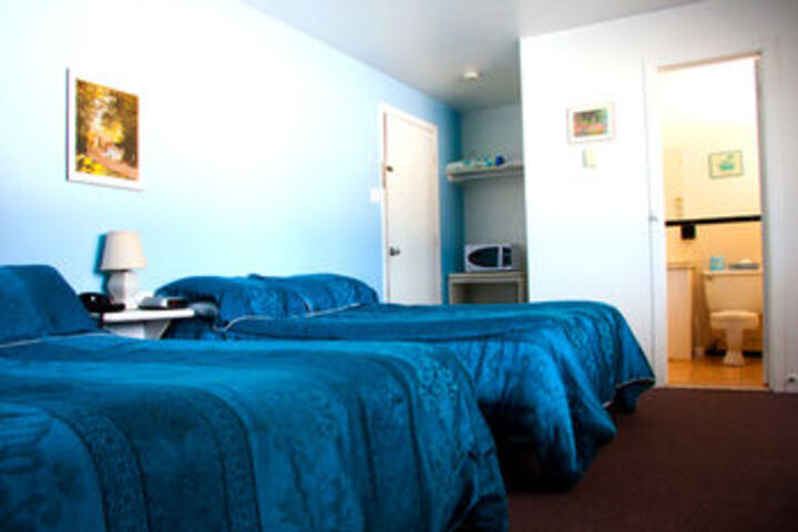 Room 12 of 27