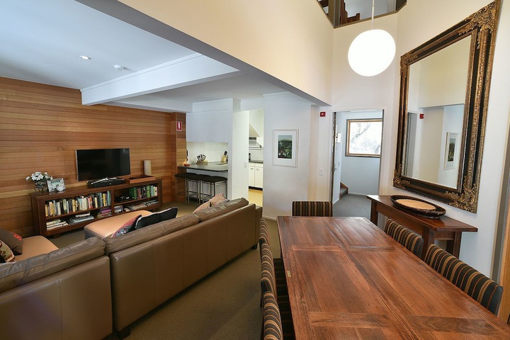 Room 10 of 23