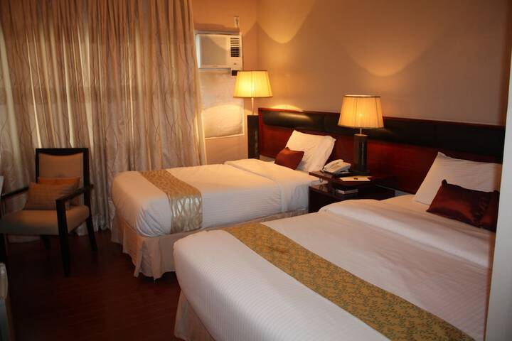 Room 8 of 47