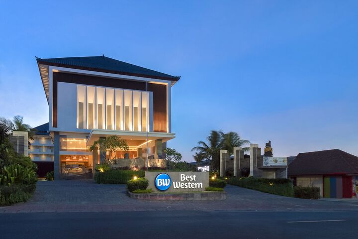 Hotel 67 of 71