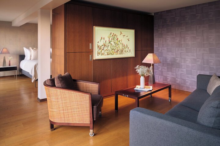 Room amenity