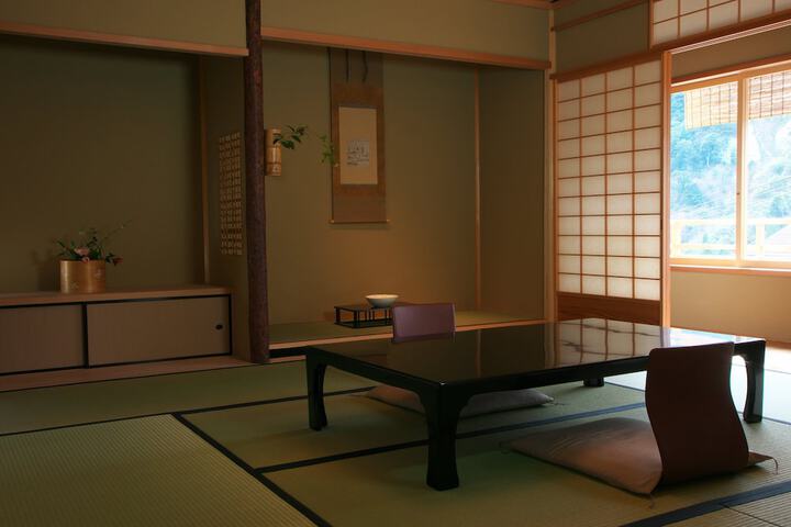 Room 29 of 110