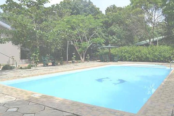 Pool 5 of 5