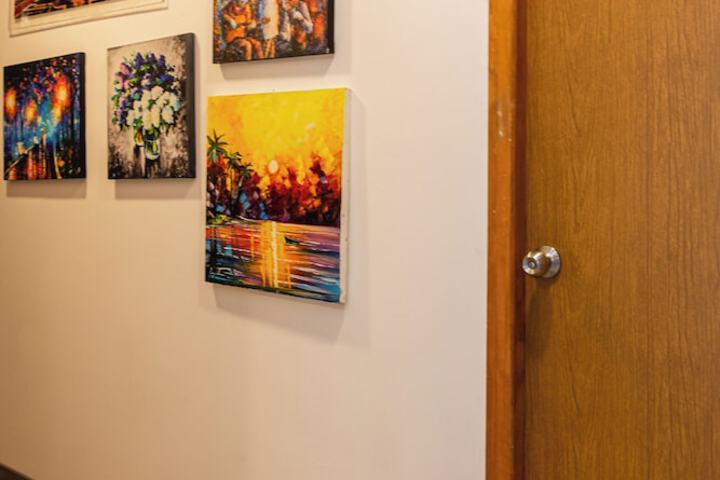 Room 8 of 74