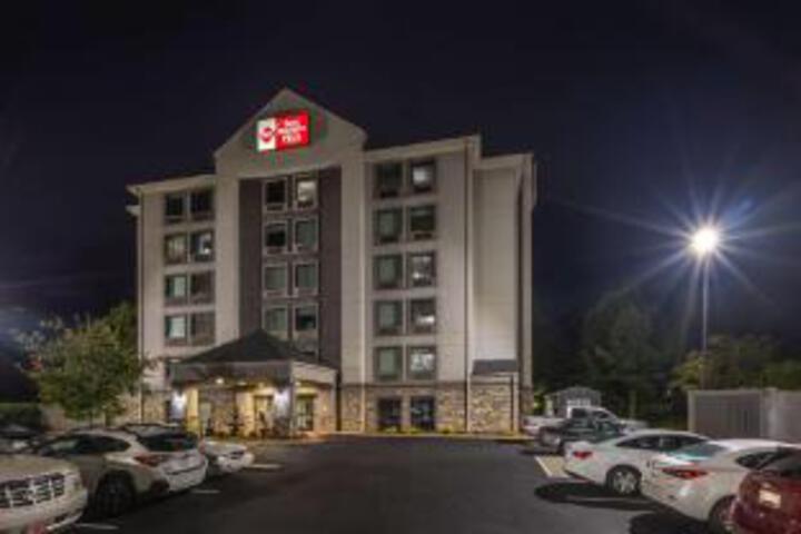 Hotel 6 of 18