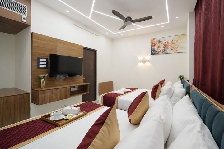 Room 9 of 21