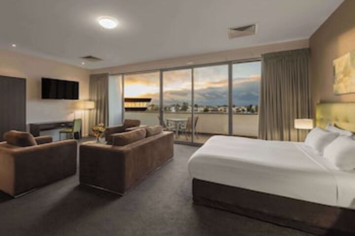 Room 16 of 201