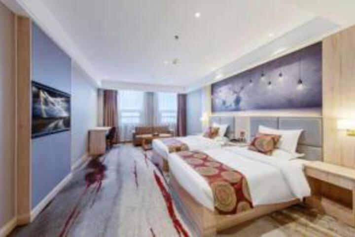 Room 20 of 20