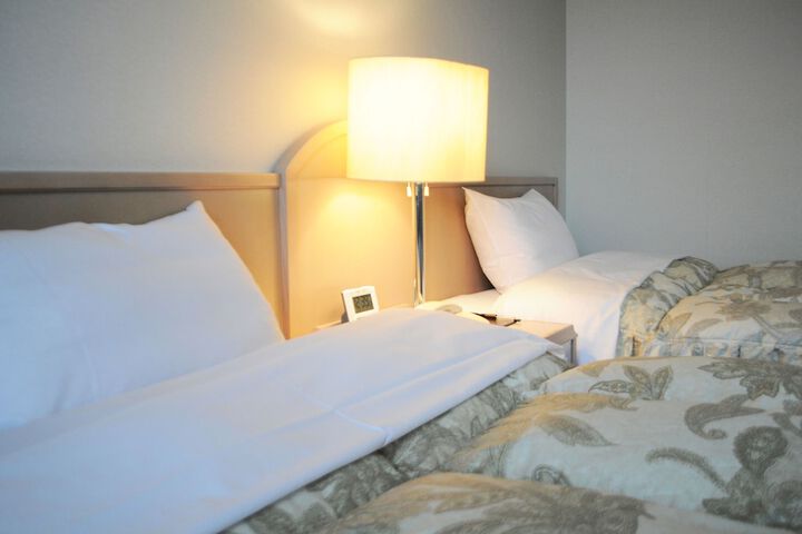 Room 4 of 49