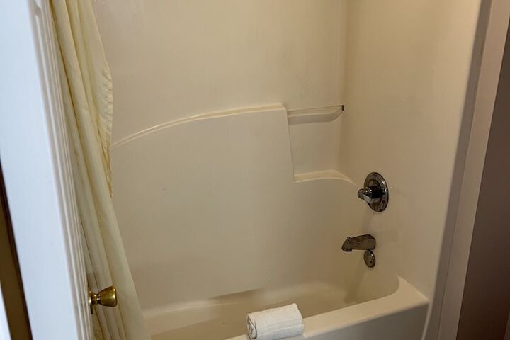 Standard | King Bed (2 of 4)