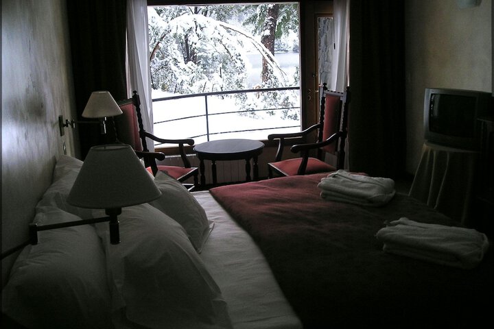 Room 8 of 44