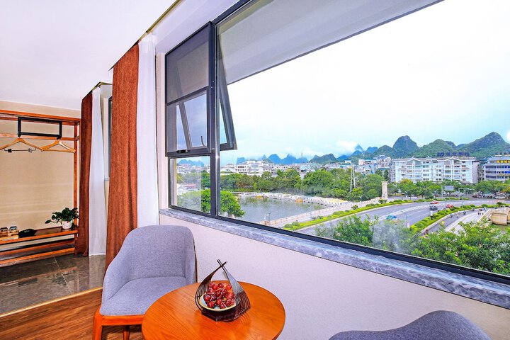 Room 14 of 46