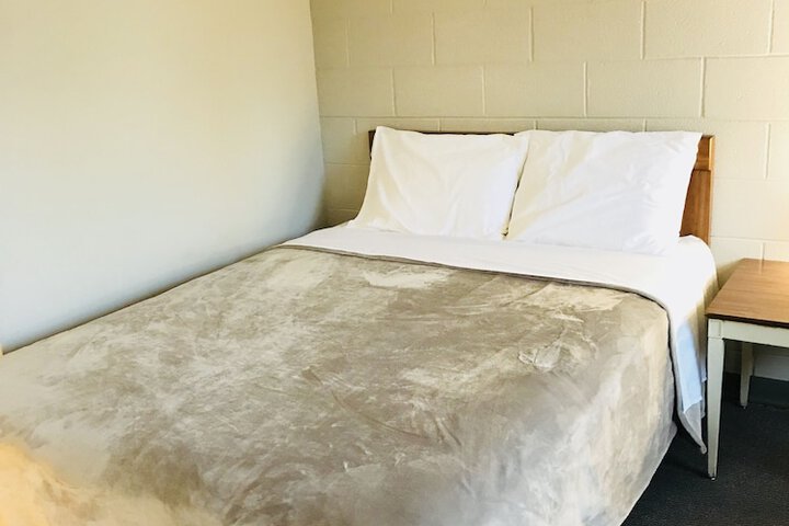 Room 5 of 44