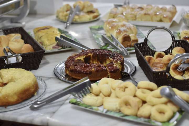 Breakfast/Coffee Service 6 of 8