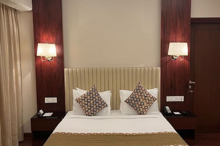 Room 38 of 99