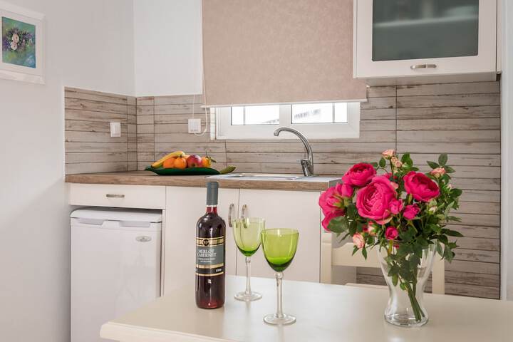 Private kitchenette