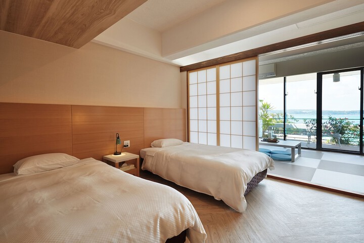 Room 27 of 113
