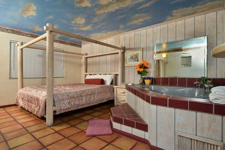 1 King Bed (22 of 80)