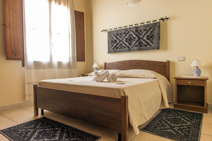 Room 6 of 22