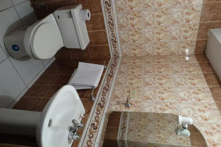 Room 8 of 20
