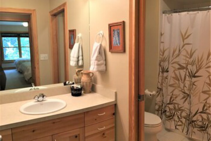 Room 12 of 117