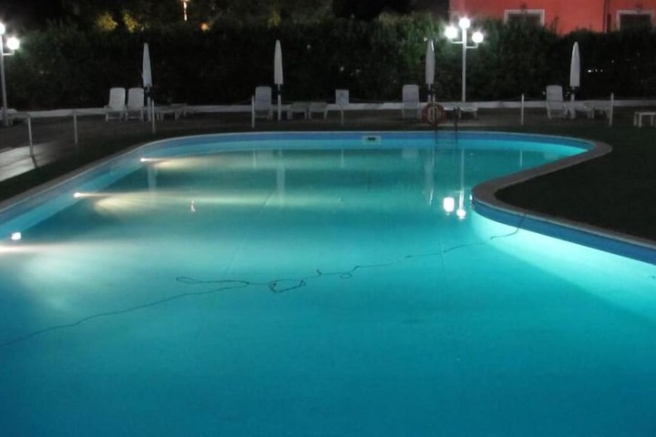 Pools & Facilities