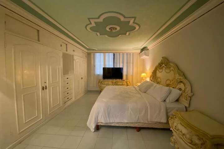 Room 4 of 45