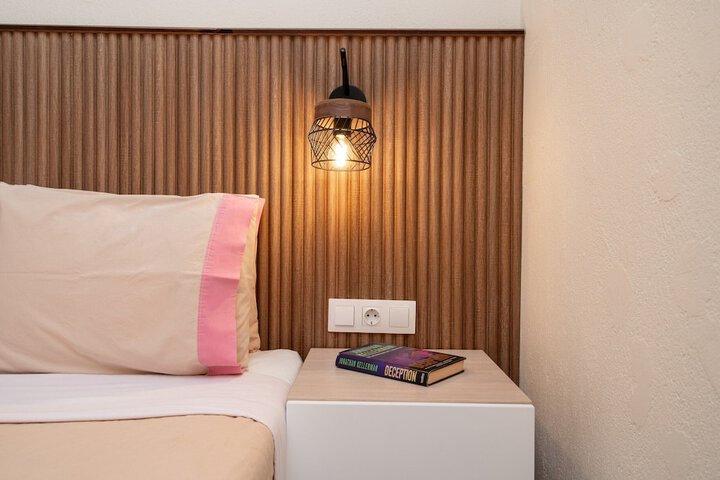 Room 21 of 61