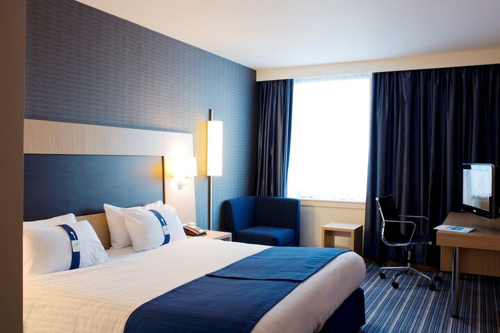 Room 7 of 29