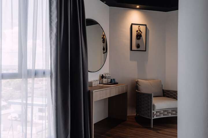 Room 7 of 15
