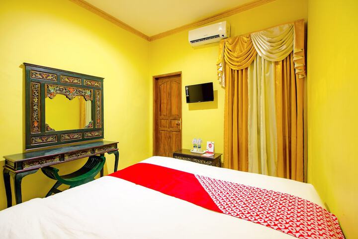 Room 18 of 34